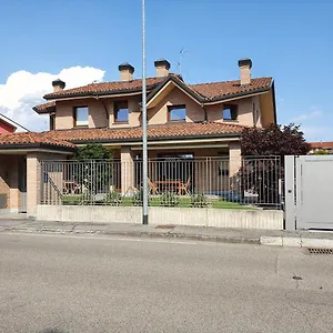 Casa Sara Cassano dʼAdda