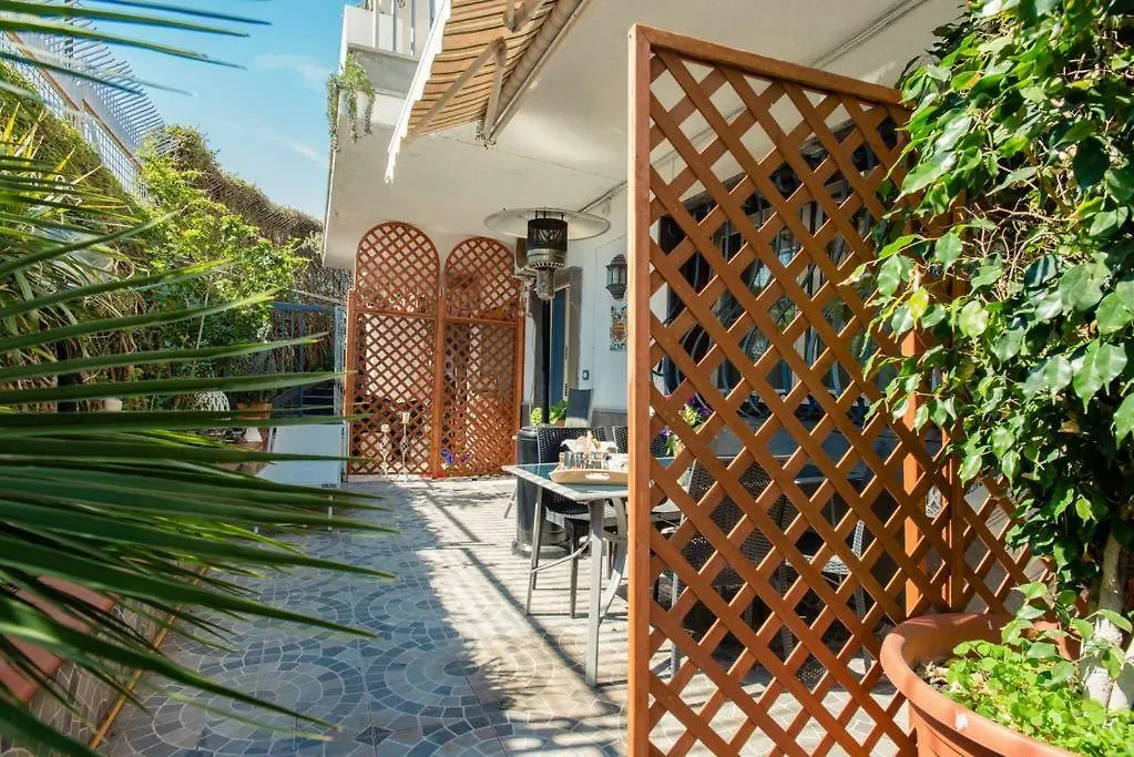 Santa Clara Suite Νάπολη